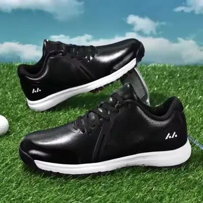 ROTATING SPIKES GOLF SHOES